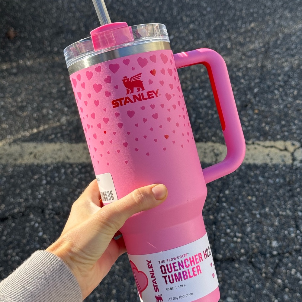 Stanley 40oz Valentine’s Day Collection